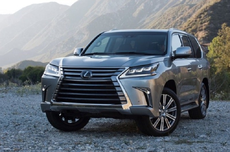 Lexus màu titan có màu ngoại thất vô cùng sang trọng và đẳng cấp